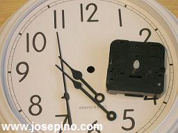 quartz-clock.jpg