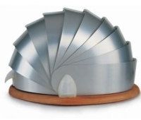 armadillo-breadbin.jpg