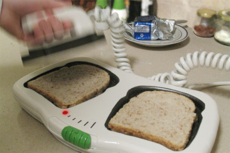 defib-toaster-2.jpg