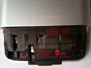 htc-legend-battery-cover-and-antenna-1.jpg