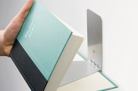 invisible-bookcase-2.jpg